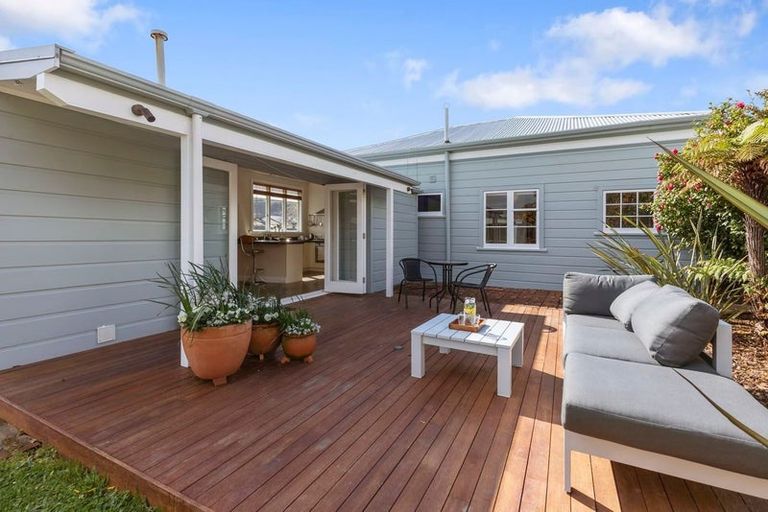 Photo of property in 48 Bristol Square, Hutt Central, Lower Hutt, 5010