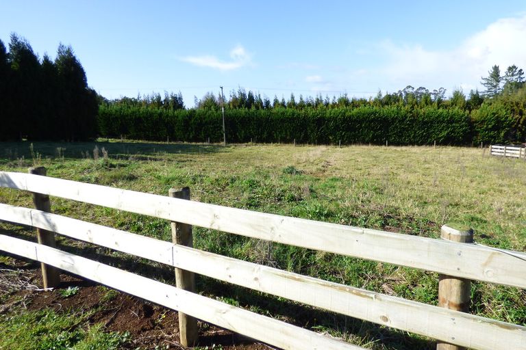 Photo of property in 139 Stanners Road, Kerikeri, 0295