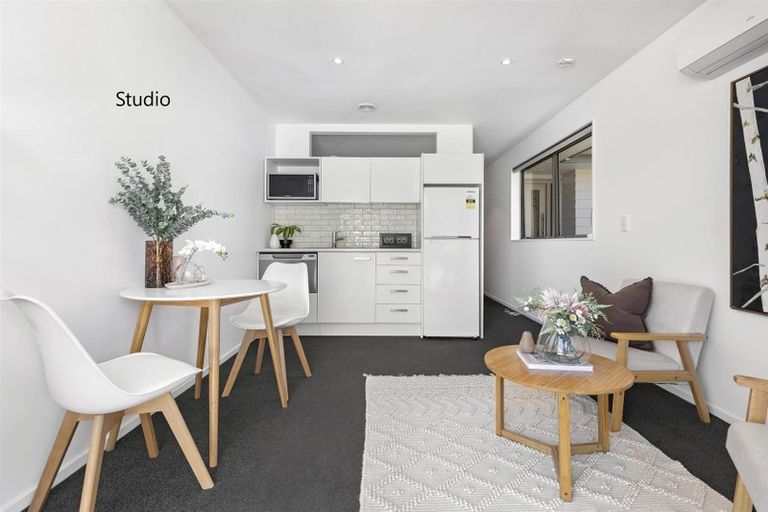 Photo of property in 22b Harrys Close, Arthurs Point, Queenstown, 9371