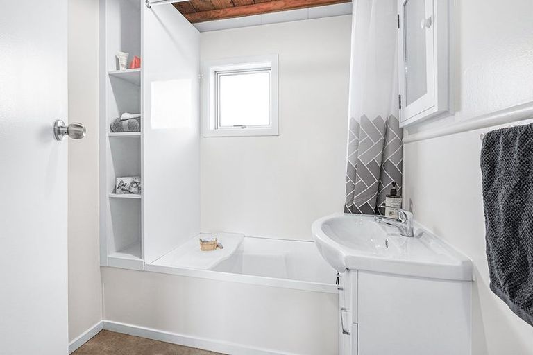 Photo of property in 2/91 Rimu Street, Maeroa, Hamilton, 3200