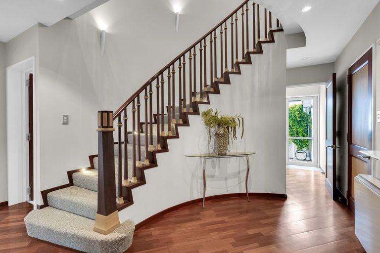 Photo of property in 22 Darvel Street, Riccarton, Christchurch, 8011