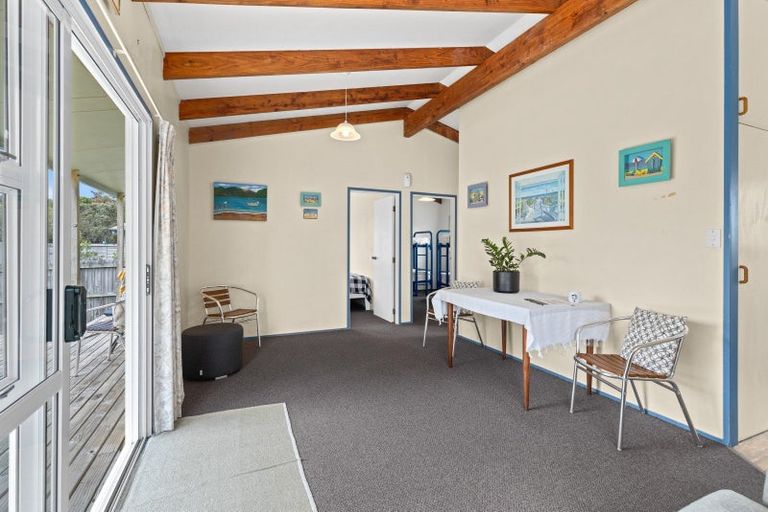 Photo of property in 7 Shamrock Crest, Omaha, 0986