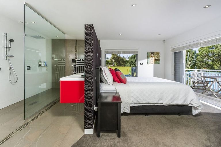 Photo of property in 11 Eric Price Avenue, Takapuna, Auckland, 0620