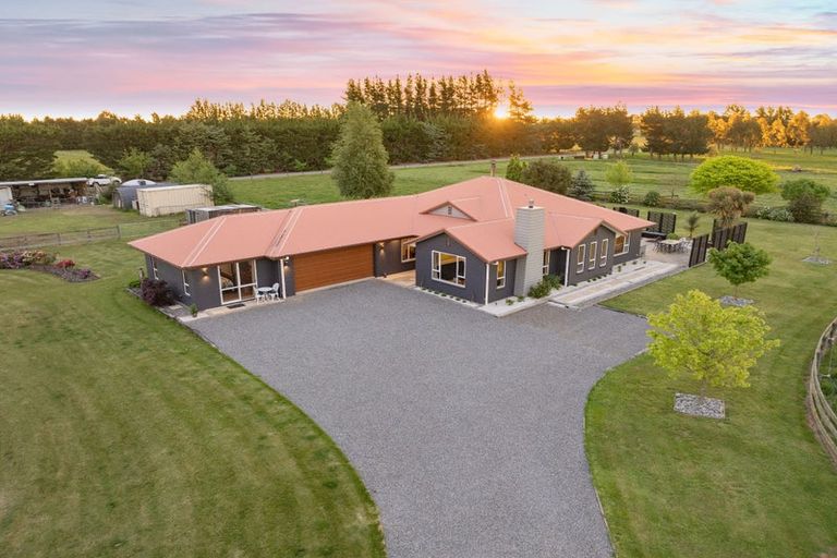 Photo of property in 409 No 10 Road, Swannanoa, Rangiora, 7476