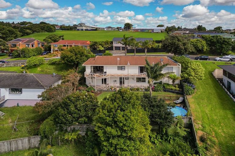 Photo of property in 59 Spence Road, Henderson, Auckland, 0612