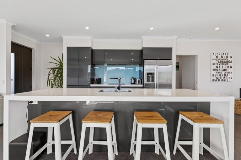 Photo of property in 18 Kens Lane, Sawyers Bay, Port Chalmers, 9023