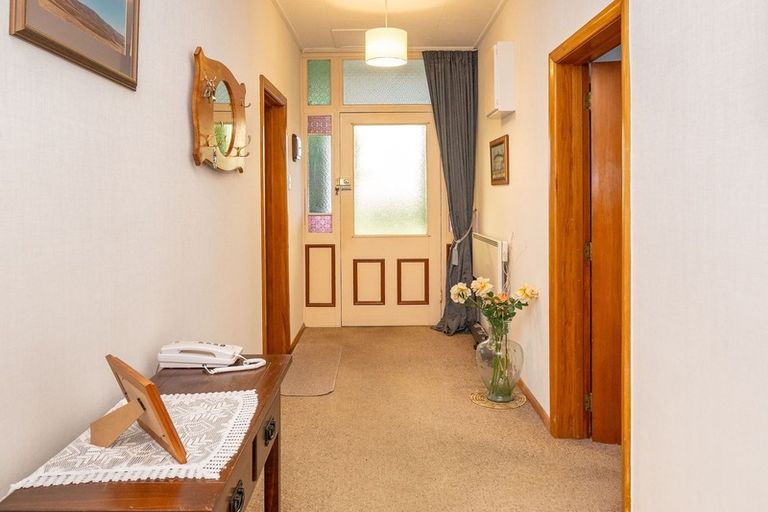 Photo of property in 6 Bernard Street, Kenmure, Dunedin, 9011