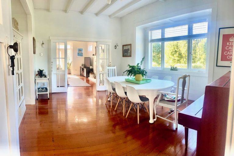 Photo of property in 23 Maungakiekie Avenue, Greenlane, Auckland, 1051