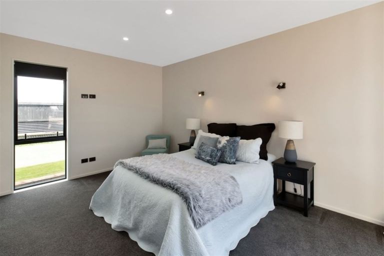 Photo of property in 28 Wakeman Way, Kaiapoi, 7630