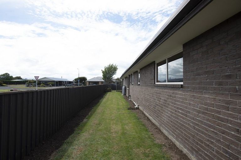 Photo of property in 63 Arthur Street, Winton, 9720