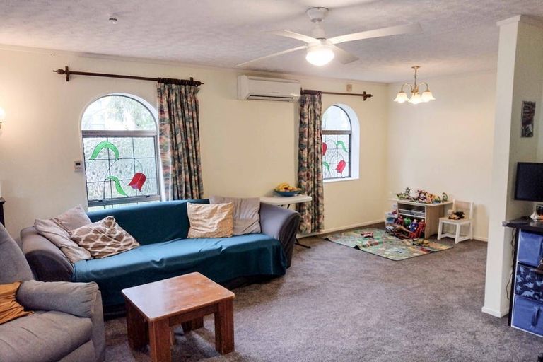 Photo of property in 1/26 Marlborough Street, Silverstream, Upper Hutt, 5019