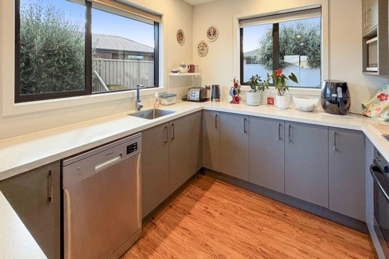 Photo of property in 79 Larch Crescent, Alexandra, 9320