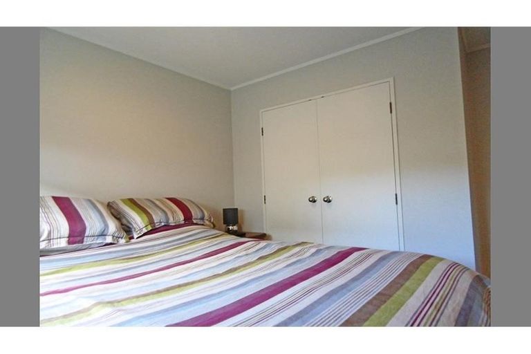 Photo of property in 118b Hutchinson Avenue, New Lynn, Auckland, 0600