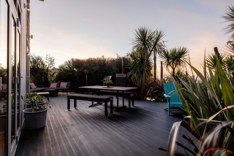 Photo of property in 191 Ngahere Park Road, Turitea, Palmerston North, 4472