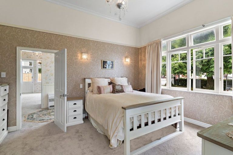 Photo of property in 206 Main Street, Greytown, 5712