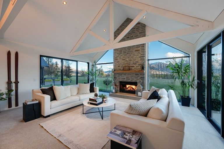 Photo of property in Butel Park, 7 Mace Lane, Arrowtown, 9302