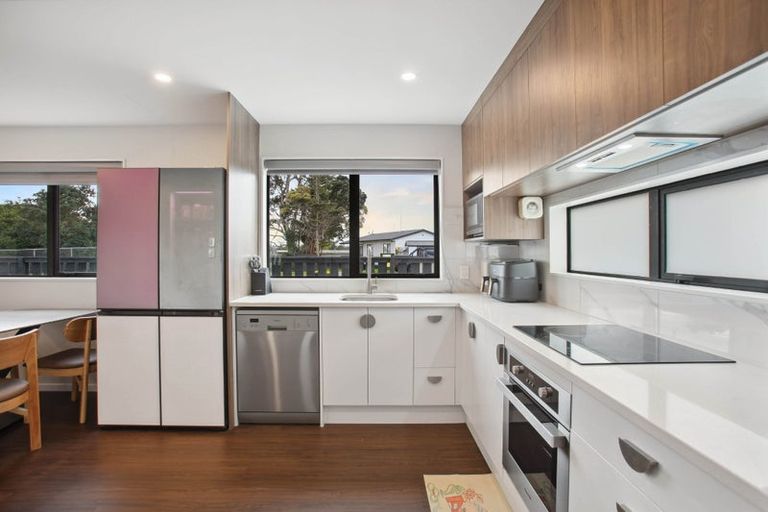 Photo of property in 233a Finlayson Avenue, Clendon Park, Auckland, 2103