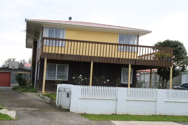 Photo of property in 3 Coptic Place, Mangere East, Auckland, 2024