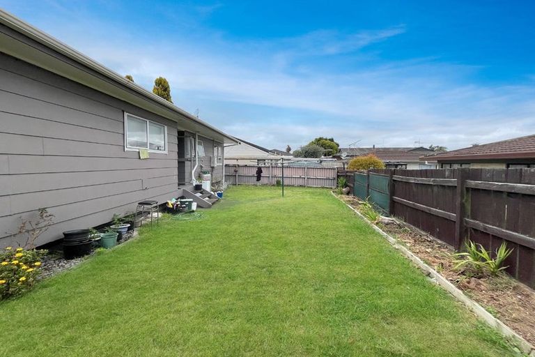 Photo of property in 2/41 Great South Road, Papakura, 2110