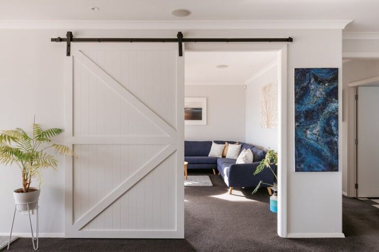 Photo of property in 40 Broadwater Close, Pyes Pa, Tauranga, 3112