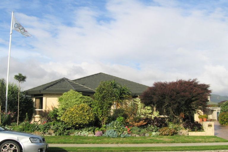 Photo of property in 112 Cedar Drive, Paraparaumu Beach, Paraparaumu, 5032