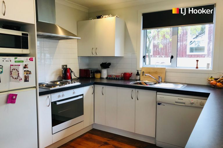 Photo of property in 1/48 Hawthorn Avenue, Mornington, Dunedin, 9011