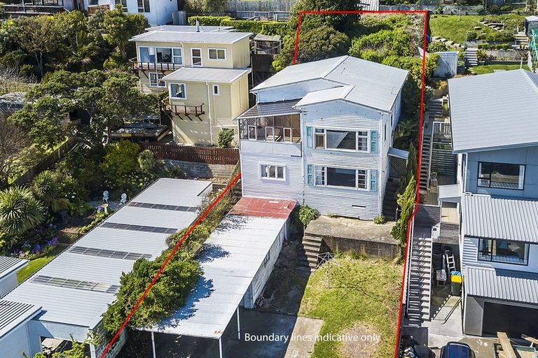 Photo of property in 88a Mana Esplanade, Paremata, Porirua, 5026