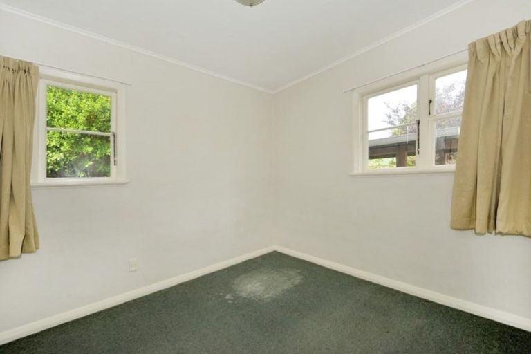 Photo of property in 8 Puna Street, Riccarton, Christchurch, 8041