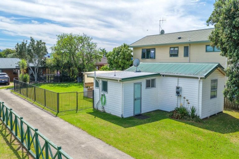 Photo of property in 211a The Square, Whangamata, 3620