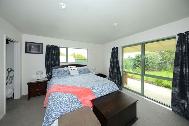 Photo of property in 46 Panckhurst Drive, Woodend, 7610