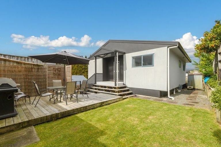 Photo of property in 6b Ranginui Road, Welcome Bay, Tauranga, 3112