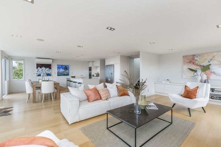 Photo of property in 44a Castor Bay Road, Castor Bay, Auckland, 0620