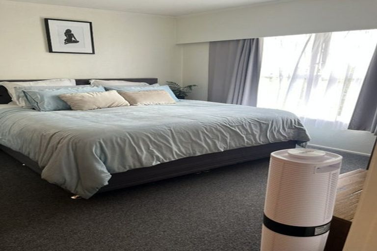 Photo of property in 1/24 Gordon Avenue, Milford, Auckland, 0620