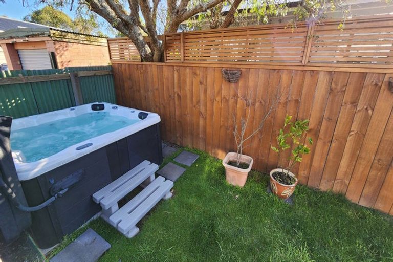 Photo of property in 115 Bell Road, Waiwhetu, Lower Hutt, 5010