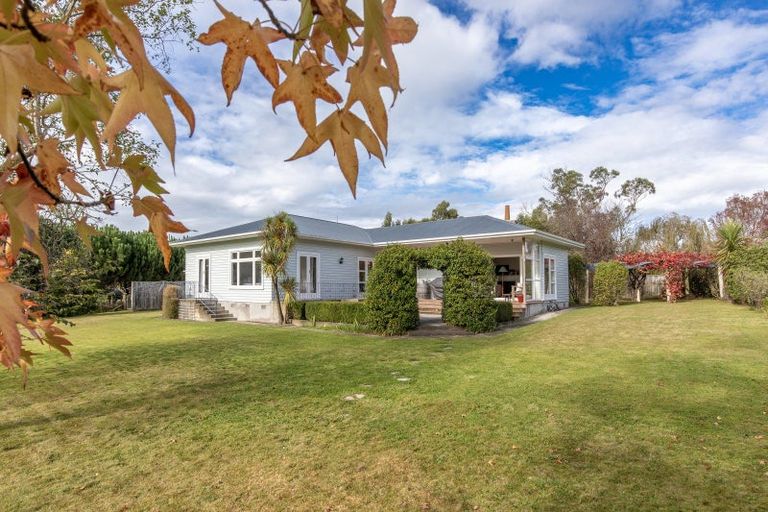 Photo of property in 66 Watts Street, Waipawa, 4210