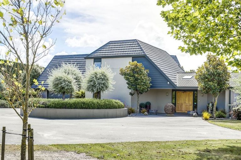 Photo of property in 386 Curraghs Road, West Melton, Christchurch, 7676