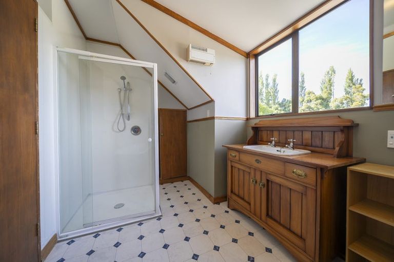 Photo of property in 72 Bush Street, Lumsden, 9730