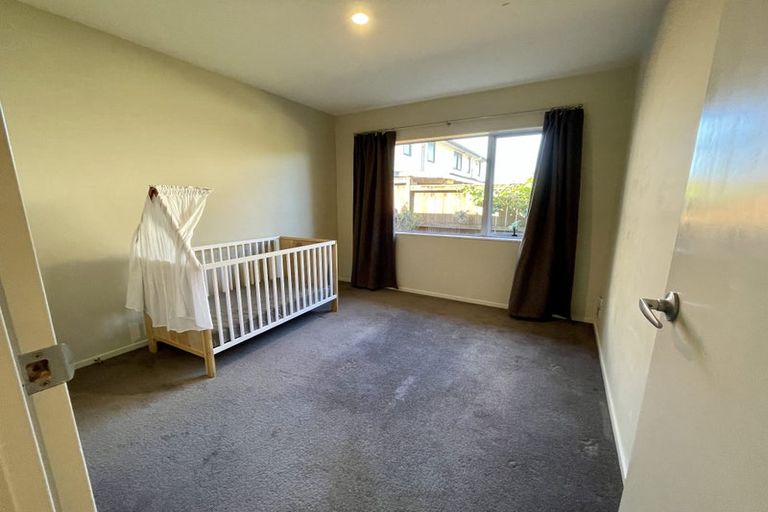 Photo of property in 5 Alvre Place, Flat Bush, Auckland, 2016