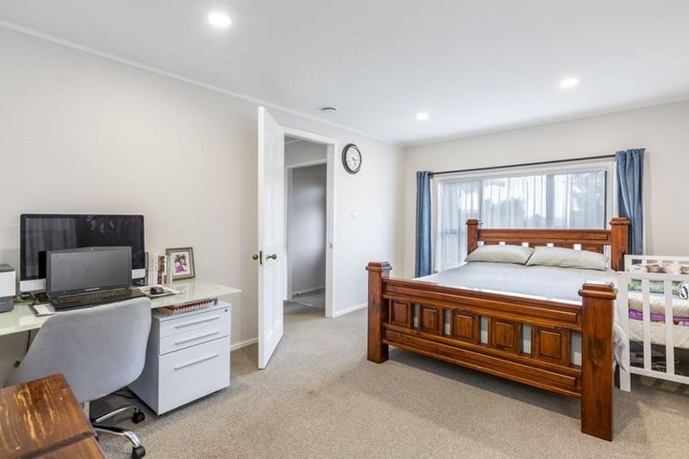 Photo of property in 247 Glamorgan Drive, Torbay, Auckland, 0630