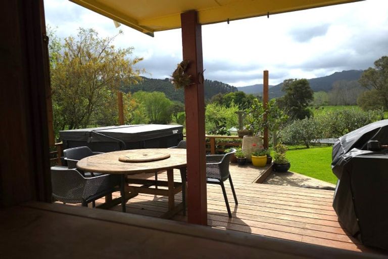 Photo of property in 8874 Paeroa Kopu Road, Puriri, Thames, 3578