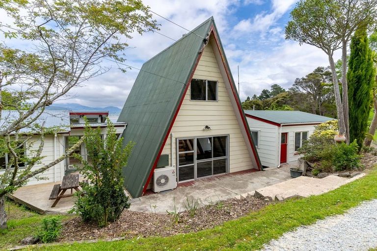 Photo of property in 15 Bank Road, Warrington, Waikouaiti, 9471