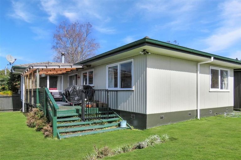 Photo of property in 11 Beryl Place, Pukehangi, Rotorua, 3015