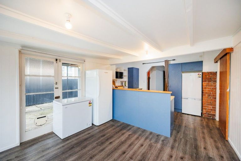 Photo of property in 148 Featherston Street, Palmerston North, 4410