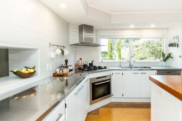 Photo of property in 321 Omarunui Road, Puketapu, Napier, 4183