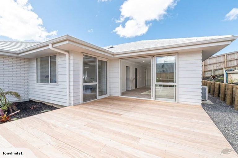 Photo of property in 45 Kahawairahi Drive, Beachlands, Auckland, 2018