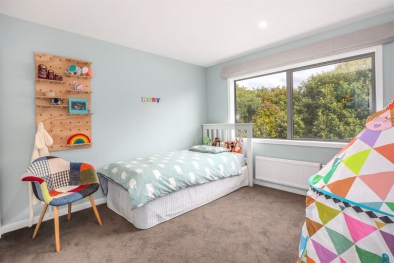 Photo of property in 10 Glide Lane, Whitby, Porirua, 5024