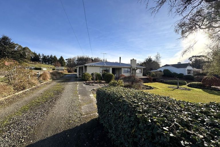 Photo of property in 17 Side Street, Clinton, 9534
