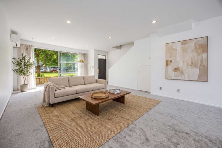 Photo of property in 18 Kauri Drive, Takanini, 2112