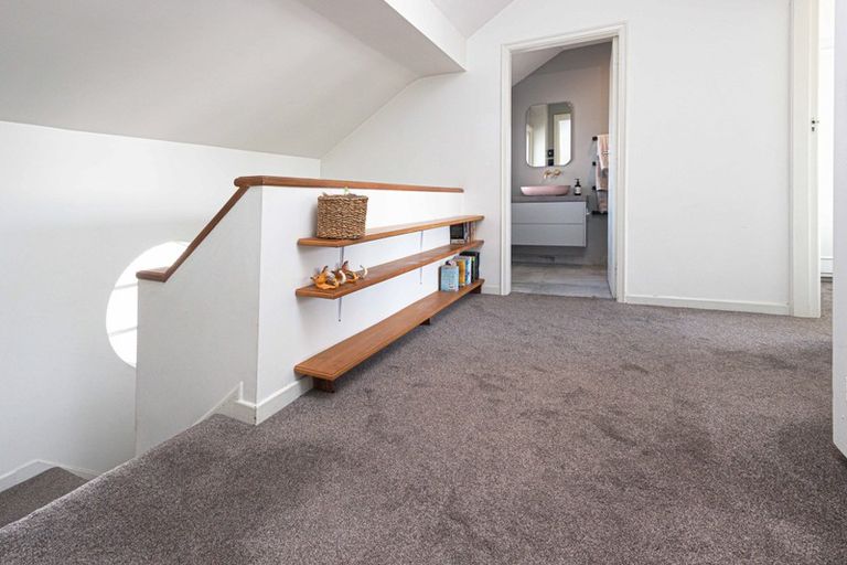 Photo of property in 75 Kahu Road, Fendalton, Christchurch, 8041