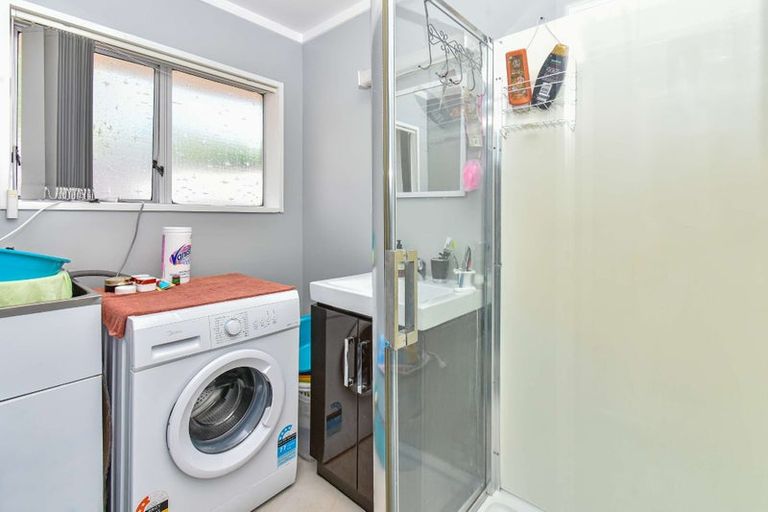 Photo of property in 1/49a Landon Avenue, Mangere East, Auckland, 2024